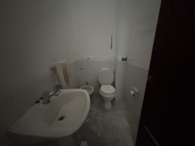 MISIONES Y 25 DE MAYO - PARA RECICLAR - OPORTUNIDAD PARA VIVIENDA U OFICINA 70m2!