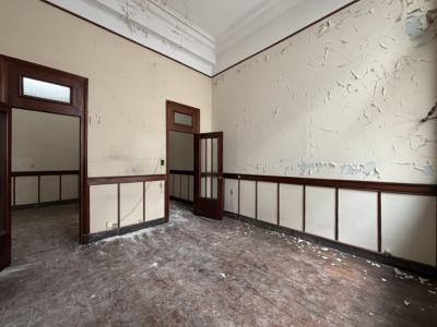 MISIONES Y 25 DE MAYO - PARA RECICLAR - OPORTUNIDAD PARA VIVIENDA U OFICINA 70m2!