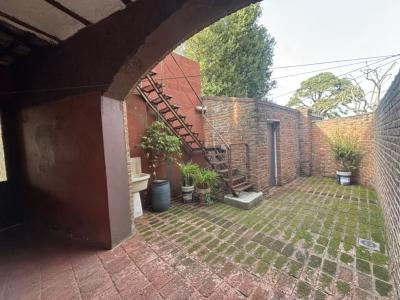 ARAUCANA Y SIRIA 2 CASAS EN UN PADRON FRENTE A 2 CALLES