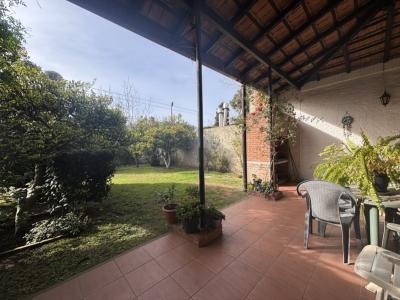 ARAUCANA Y SIRIA 2 CASAS EN UN PADRON FRENTE A 2 CALLES