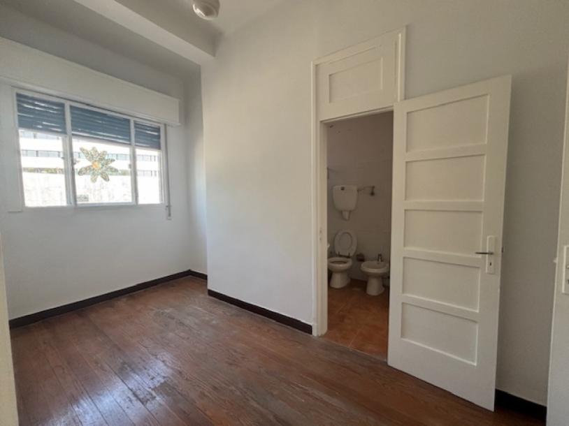 COLOMBIA Y ACUÑA DE FIGUEROA - DE ALTOS PROX A PALACIO LEGISLATIVO-10