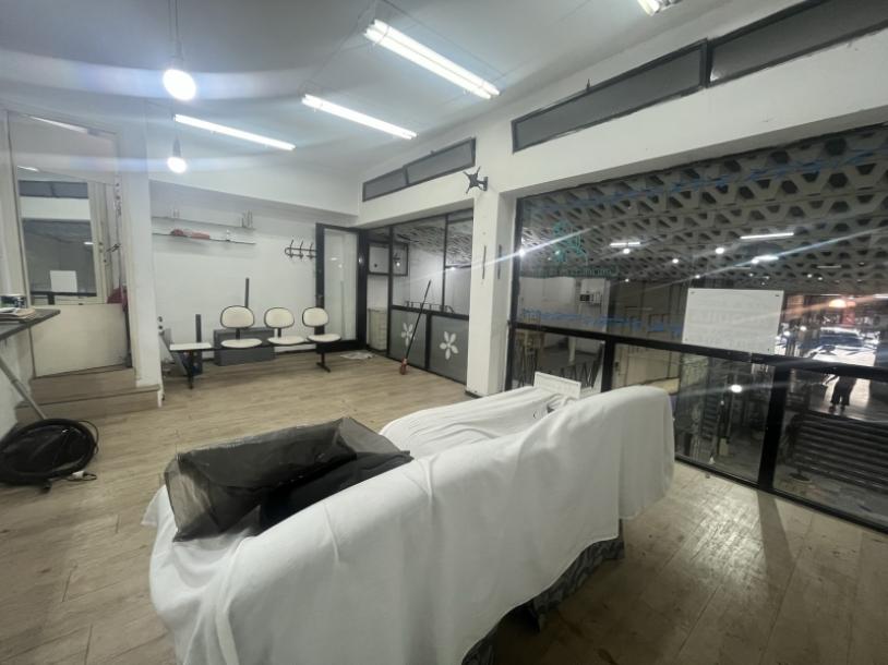 DIRI 18 Y RIO NEGRO 26m2 EN EP DE GALERIA DELONDON-3