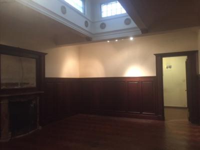 MISIONES Y 25 DE MAYO - ESPECTACULAR LOCAL 300m2 C/BOVEDA