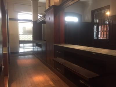 MISIONES Y 25 DE MAYO - ESPECTACULAR LOCAL 300m2 C/BOVEDA