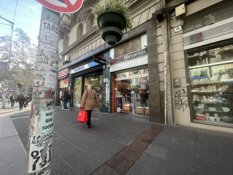 18 DE JULIO A MTS DE PLAZA CAGANCHA - 190m2 en 3 niveles-2