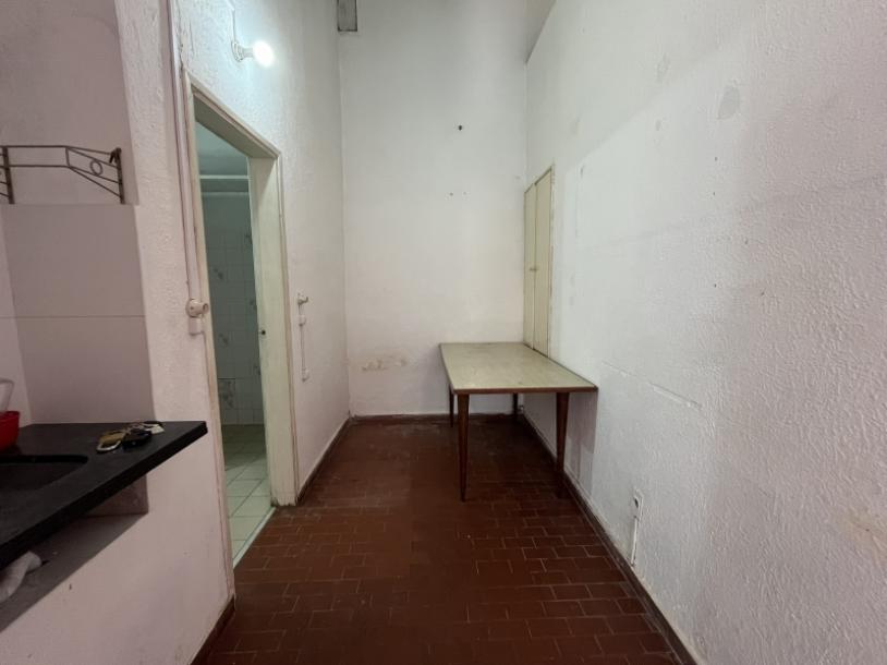 DIRI GABOTO Y COLONIA - LOCAL 32m2 C/BAÑO-4