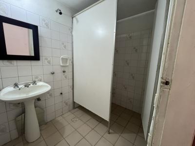 DIRI GABOTO Y COLONIA - LOCAL 32m2 C/BAÑO