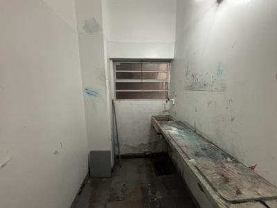 EJIDO Y PAYSANDU - LOCAL EN 3 NIVELES 87m2