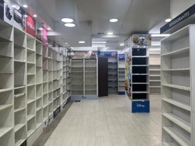 RIO NEGRO ENTRE 18 Y SAN JOSE - CON RENTA - 231m2 EN 3 PLANTAS