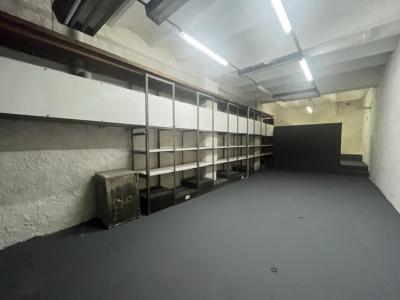 RIO NEGRO ENTRE 18 Y SAN JOSE - CON RENTA - 231m2 EN 3 PLANTAS