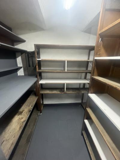 RIO NEGRO ENTRE 18 Y SAN JOSE - CON RENTA - 231m2 EN 3 PLANTAS