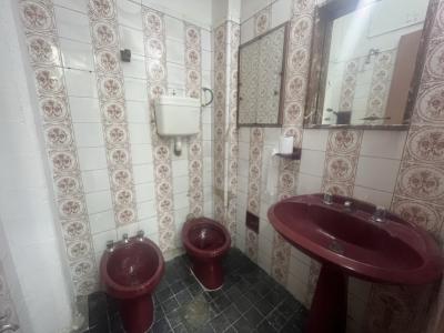 RIO NEGRO ENTRE 18 Y SAN JOSE - CON RENTA - 231m2 EN 3 PLANTAS