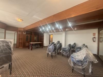 RIO BRANCO Y COLONIA - MUY BUEN LOCAL ESQUINA 300m2 EN 3 PLANTAS