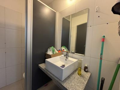 18 DE JULIO Y VAZQUEZ - 100m2 EN 2 NIVELES - MUY BUEN ESTADO