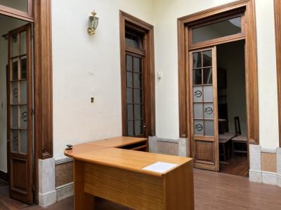 DIRI TREINTA Y TRES CASI RAMBLA - A METROS DEL PUERTO