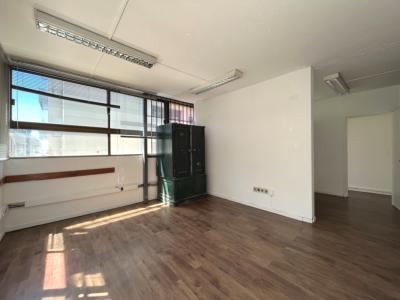 MISIONES Y 25 DE MAYO - 3 UNIDADES PARA OFI Y/O VIV