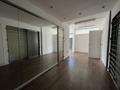 MISIONES Y 25 DE MAYO - 3 UNIDADES PARA OFI Y/O VIV