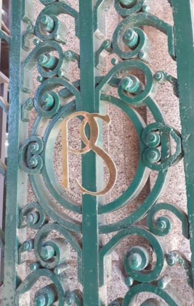 DIRI PLAZA INDEPENDENCIA - PALACIO SALVO - 4 UNIDADES 323m2