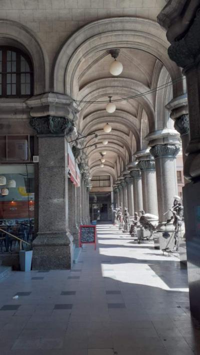 DIRI PLAZA INDEPENDENCIA - PALACIO SALVO - 4 UNIDADES 323m2