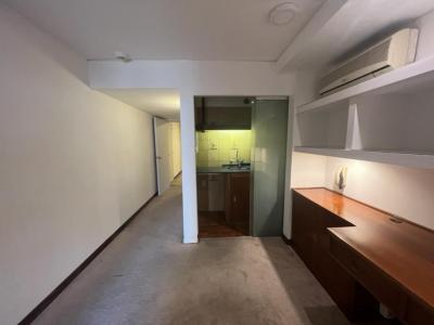 JUAN C GOMEZ Y 25 DE MAYO DIVINA OFICINA EN CIUDAD VIEJA - 43 m2