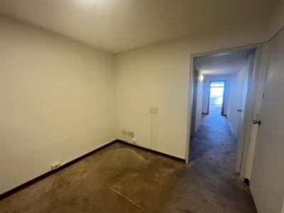 JUAN C GOMEZ Y 25 DE MAYO DIVINA OFICINA EN CIUDAD VIEJA - 43 m2