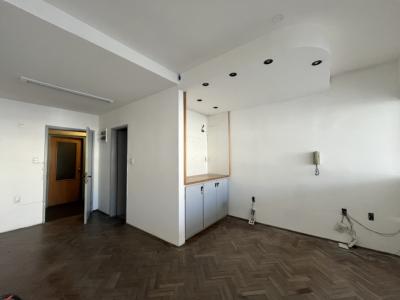 CERRITO E ITUZAINGO - MUY BUEN PUNTO EN CIUDAD VIEJA - 81m2 -