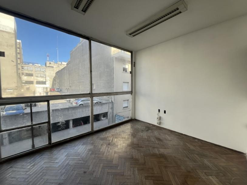 CERRITO E ITUZAINGO - MUY BUEN PUNTO EN CIUDAD VIEJA - 81m2 --3