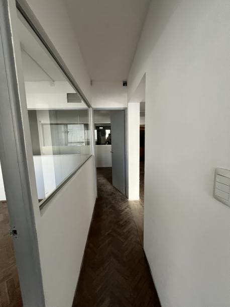 CERRITO E ITUZAINGO - MUY BUEN PUNTO EN CIUDAD VIEJA - 81m2 --4
