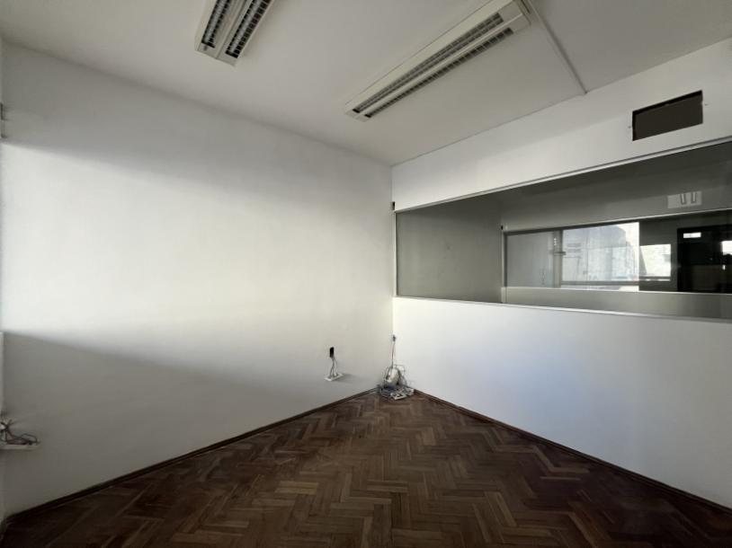 CERRITO E ITUZAINGO - MUY BUEN PUNTO EN CIUDAD VIEJA - 81m2 --5