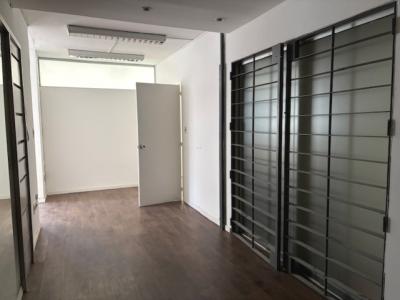 MISIONES Y 25 DE MAYO - 3 UNIDADES PARA OFI Y/O VIV