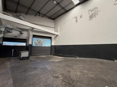 Alquiler | Importante local corporativo de 1.475 m² sobre Av. Gral. Flores
