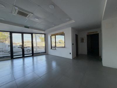 Alquiler | Importante local corporativo de 1.475 m² sobre Av. Gral. Flores