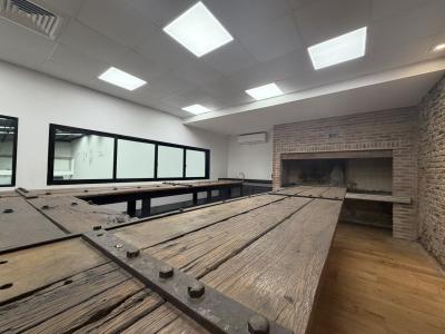 Alquiler | Importante local corporativo de 1.475 m² sobre Av. Gral. Flores