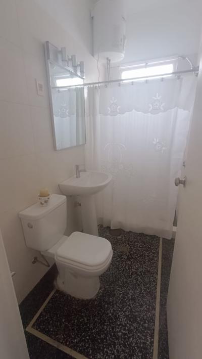 Muy buena casa en Carrasco próximo a Jude