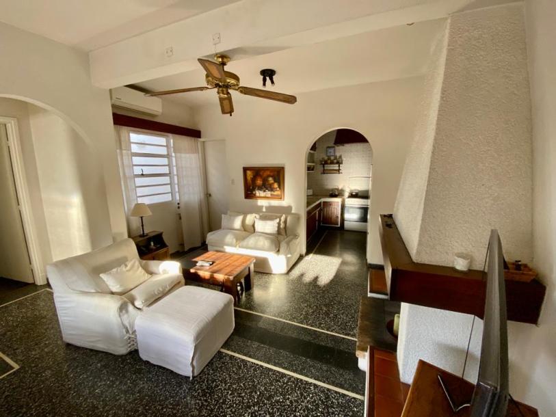 Muy buena casa en Carrasco próximo a Jude-4