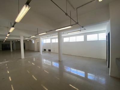 Muy buen local comercial y vivienda en la zona del Náutico