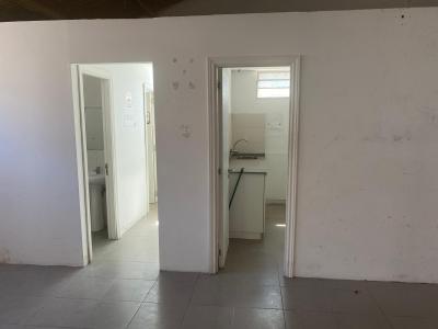 Muy buen local comercial y vivienda en la zona del Náutico