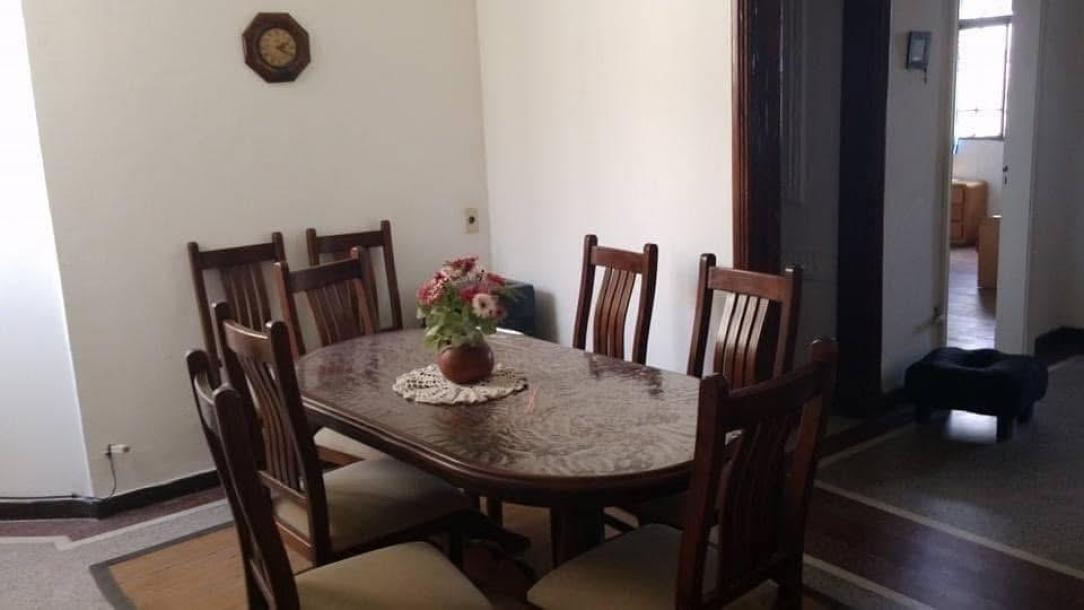 Apartamento en alquiler frente a la Plaza de los Bomberos-2