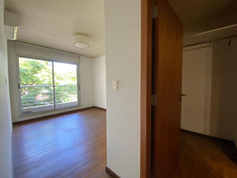 Precioso apto a metros rambla de Malvín-26