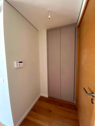 Muy buena opción de apartamento planta baja con jardín propio.