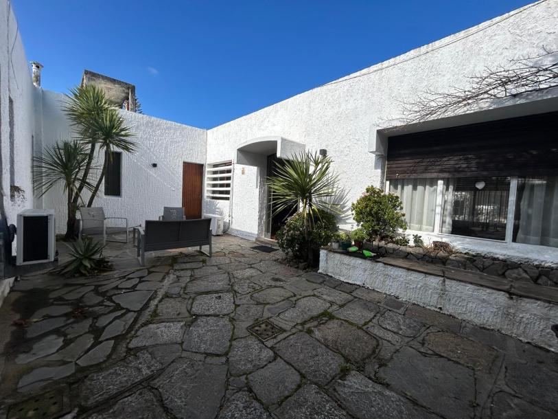 Excelente padrón único en zona Náutico a tres cuadras del mar-19