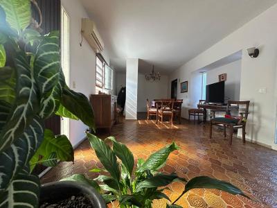 Excelente padrón único en zona Náutico a tres cuadras del mar