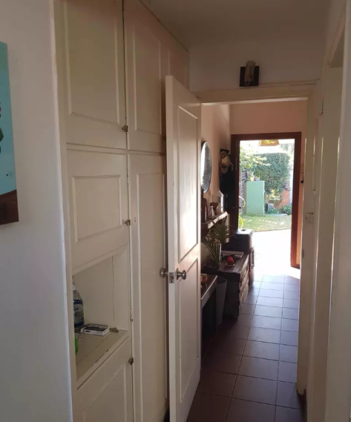 Muy linda casa en Carrasco, con espectacular fondo-23