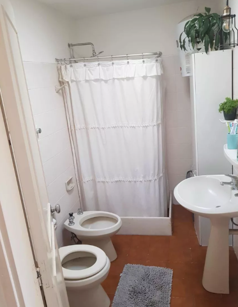 Muy linda casa en Carrasco, con espectacular fondo-24