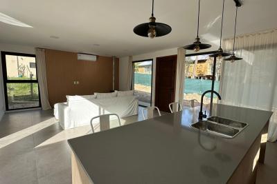 Muy linda casa  a estrenar en complejo  con mucha privacidad