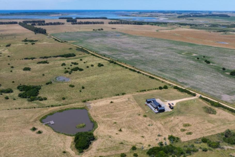 Venta espectacular chacra en Laguna Garzón-2