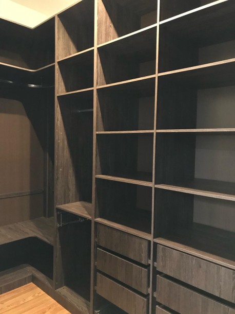 Muy linda casa en Carrasco, con espectacular fondo-6