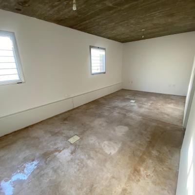 Alquiler de local de 110 m2 en Carrasco