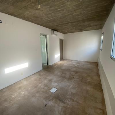 Alquiler de local de 110 m2 en Carrasco