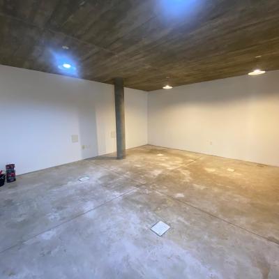 Alquiler de local de 110 m2 en Carrasco